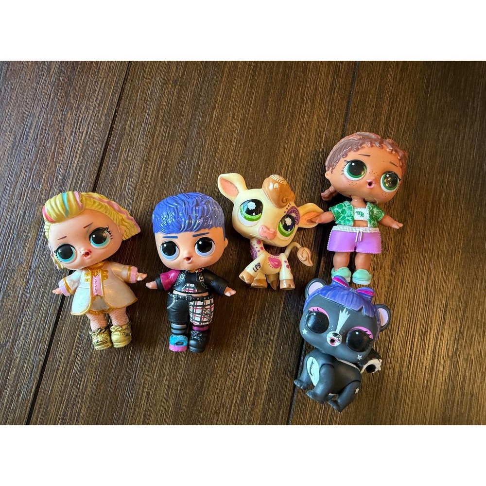 LOL Surprise Dolls and Littlest Pet Shop LPS Giraffe Skunk Lot of 5 Figures
